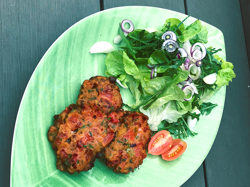 Fritelles de tomates et persil plat