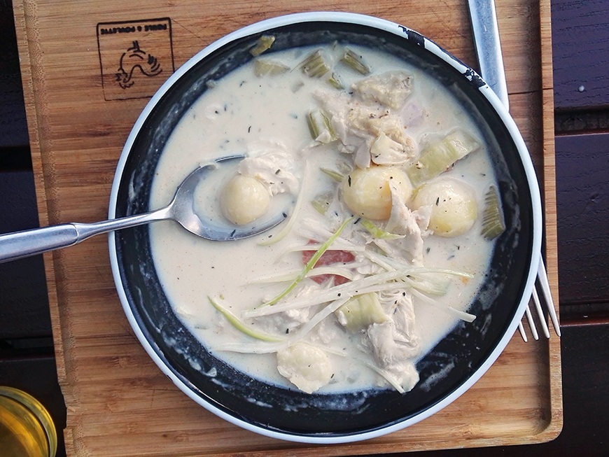 Waterzooï de poulet à la courge butternut et à la sauge